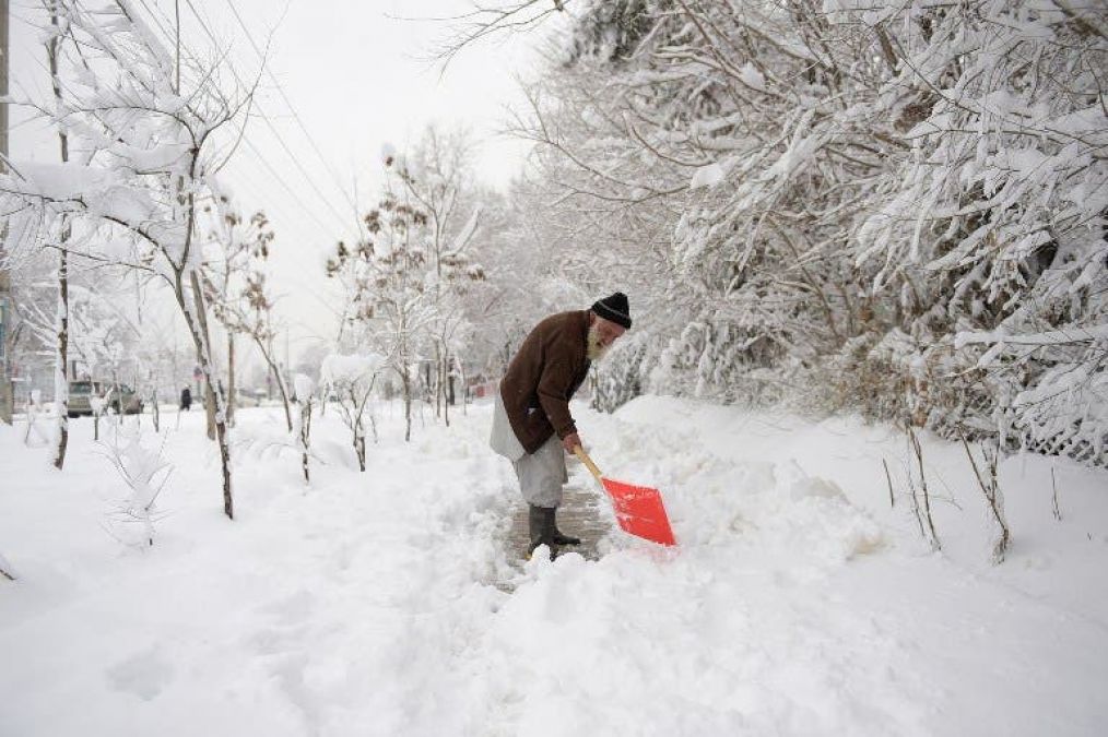 Afghanistan: Heavy snowfall has claimed 42 lives, More than 70 injured