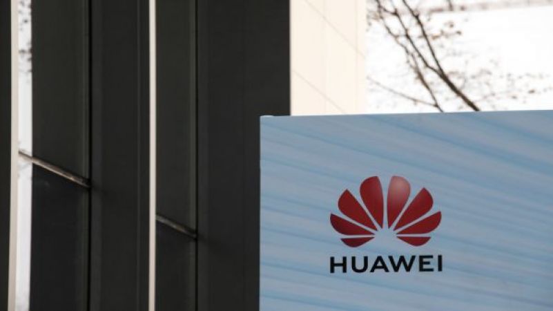 The US filed criminal charges on  China`s Huawei Technologies for technology theft, bank fraud