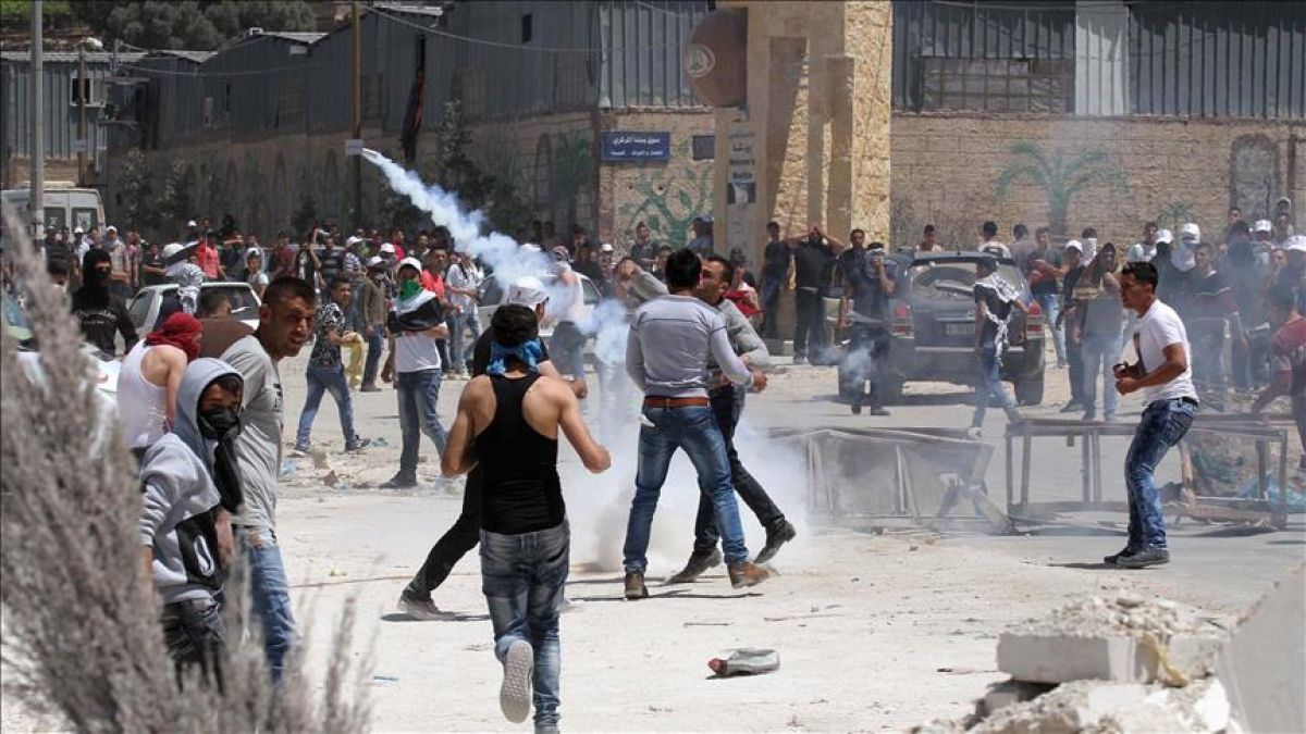 Many Palestinian protesters injured in West Bank