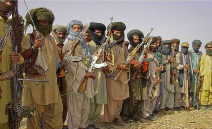बलूचिस्तान में फिर भड़की हिंसा की आग, BLA ने 45 पाकिस्तानी सैनिकों को मार डाला