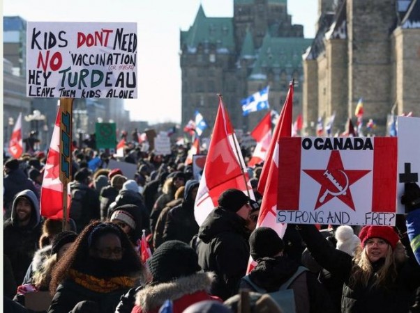 Thousands of Canadians protesting vaccine mandates and Covid restrictions.
