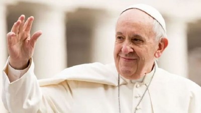 Pope Francis getting well after Surgery, To Stay In Hospital For a week