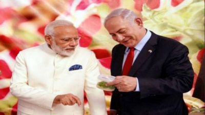 Prime Minister Narendra Modi welcomed at Tel Aviv airport