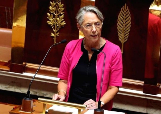 French PM presents new govt's programme to legislators