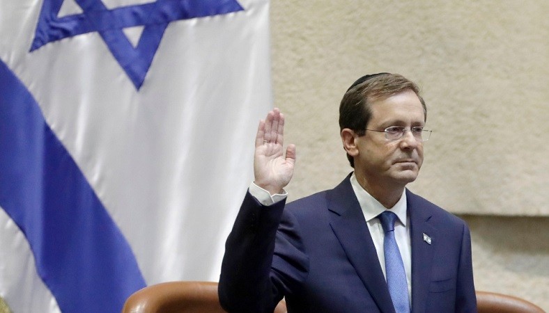 Isaac Herzog sworn in as Israel's president, pledging to be president for all