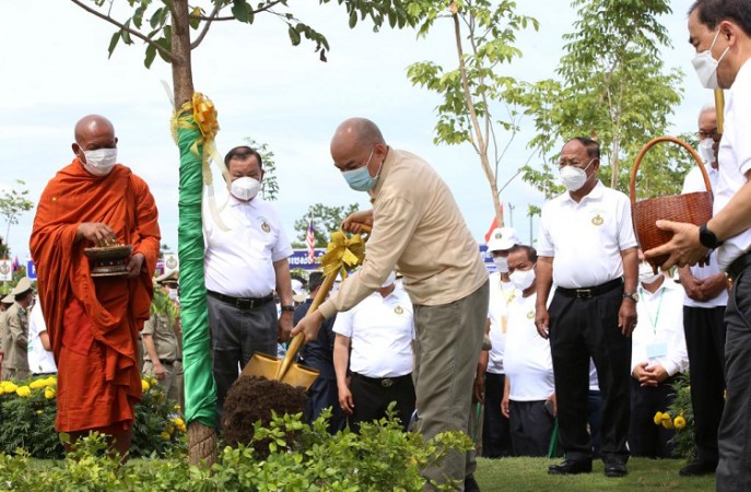 Observing tree planting day in Cambodia after a 2-year hiatus