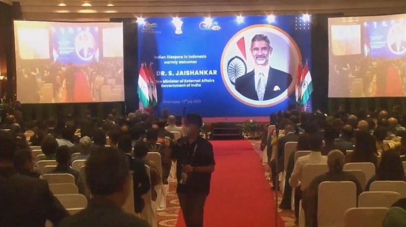 S Jaishankar Highlights India Indonesia's Shared Struggle for Freedom, Natural Bond