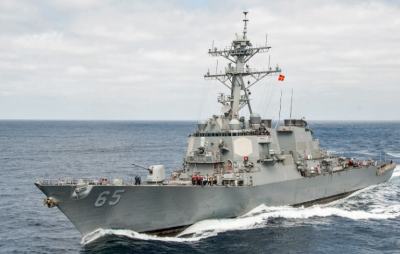 American warship trespasses into Chinese waters