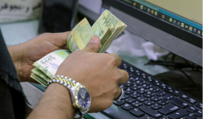 Yemen experiences violence as the riyal drops to record lows