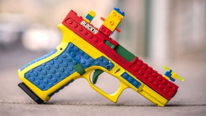 Gun resembling Lego toy sparks backlash in US