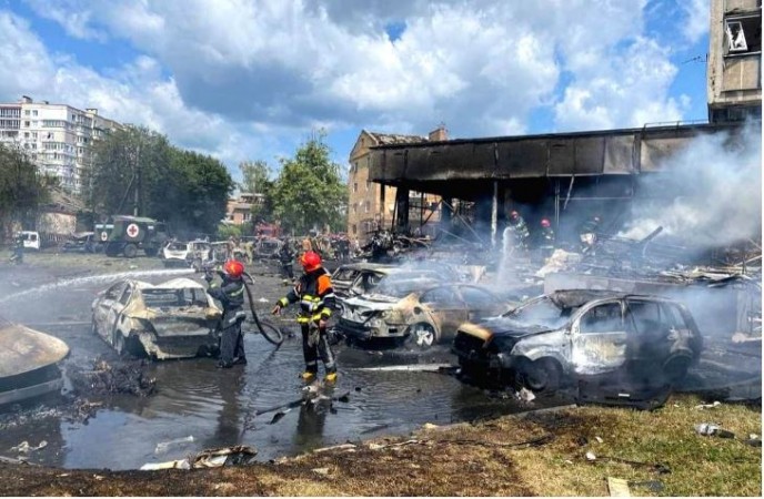 Death toll in Russian strikes on Ukrainian city crosses 23