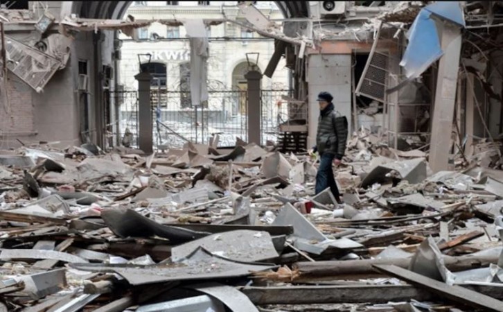 यूक्रेन ने  रूस द्वारा काबिज़ इलाके में की बमबारी