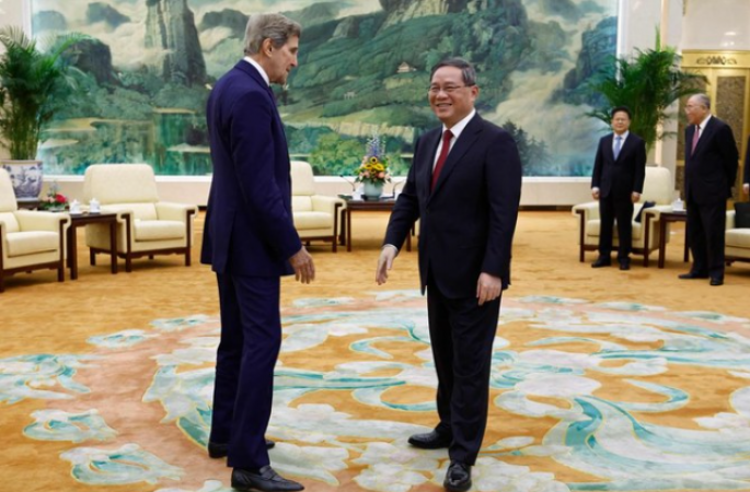 Kerry Meets with Chinese Officials to Tackle Climate Change