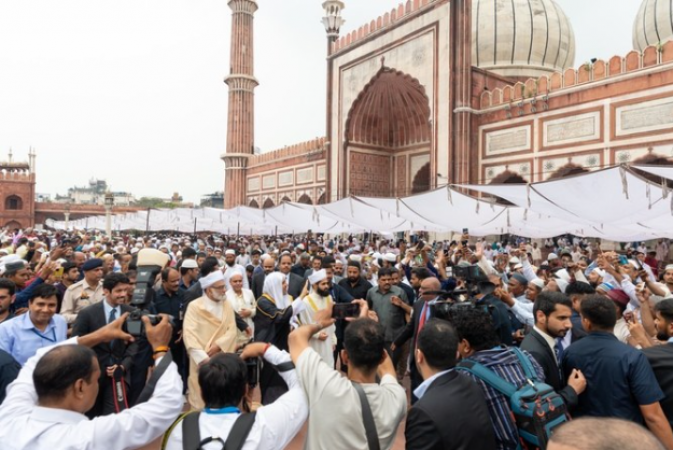 Jama Masjid Sees New Chapter in Its History with Sermon by Muslim World League Chief