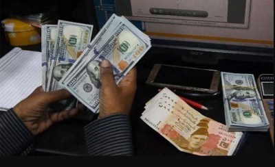 Pakistan's foreign reserves fall to near three-year lows