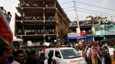 Bangladesh Air Force jet crashes, hits school in Dhaka killing at least 19