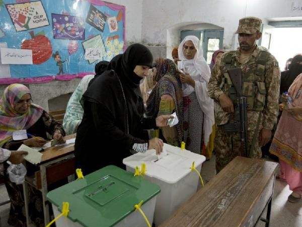 PAKISTAN ELECTION LIVE: Voting through ballot paper, results will come today only
