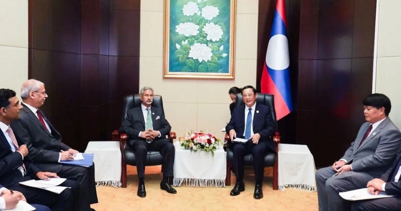 EAM Jaishankar Discusses Bilateral Ties and Trafficking Issues with Laos PM