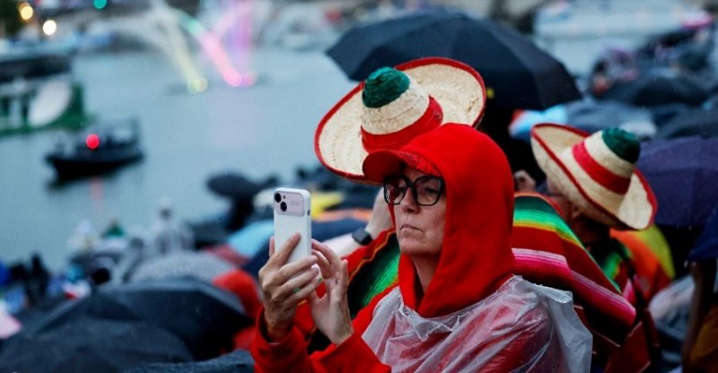 Vandalism Disrupts Communication Lines in France Amid Paris Olympics