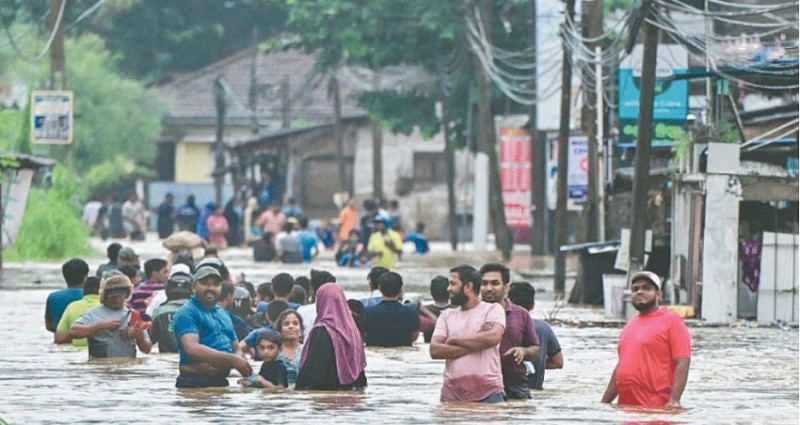 Severe Weather in Sri Lanka Forces School Shutdown, Leaves 10 Dead