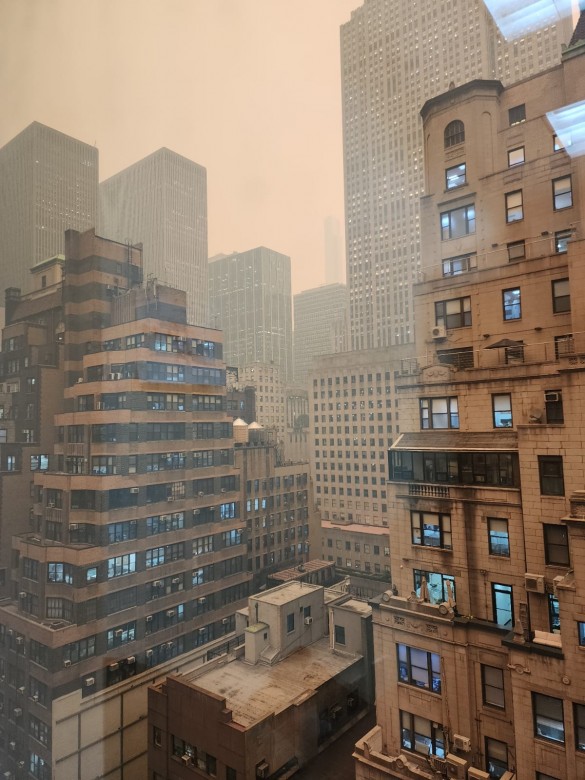 New York City Struggles with Severe Air Pollution in the Aftermath of Canadian Wildfire