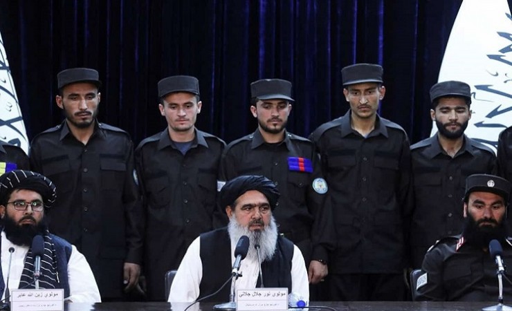 तालिबान सरकार ने पुलिस बलों के लिए पेश की नई वर्दी