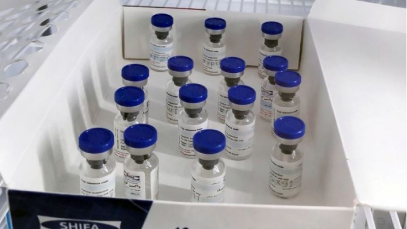 ईरानी स्वास्थ्य मंत्री ने कोविड -19 के लिए घरेलू टीके के आपातकालीन उपयोग की घोषणा की