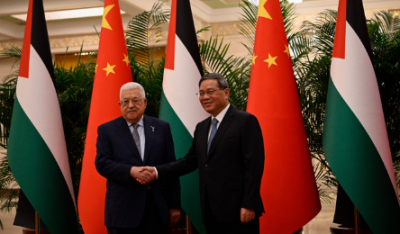 Chinese premier meets with Palestinian president in an effort to strengthen its presence in the Middle East