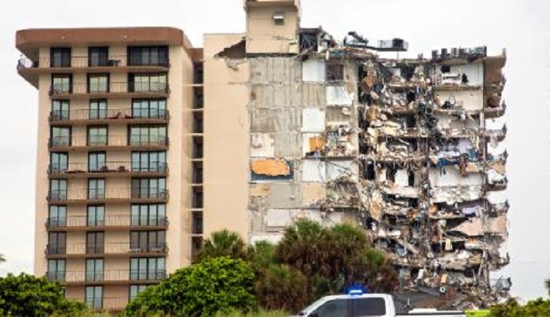 The death toll from the Florida condo collapse reaches 11, yet to find 150 missing people