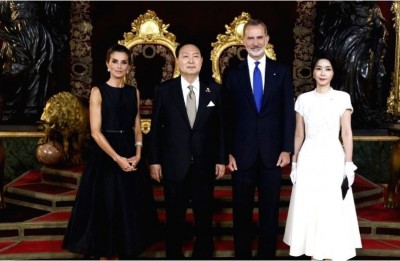 Spotlight on S.Korea First lady Kim and her clothes on Madrid trip
