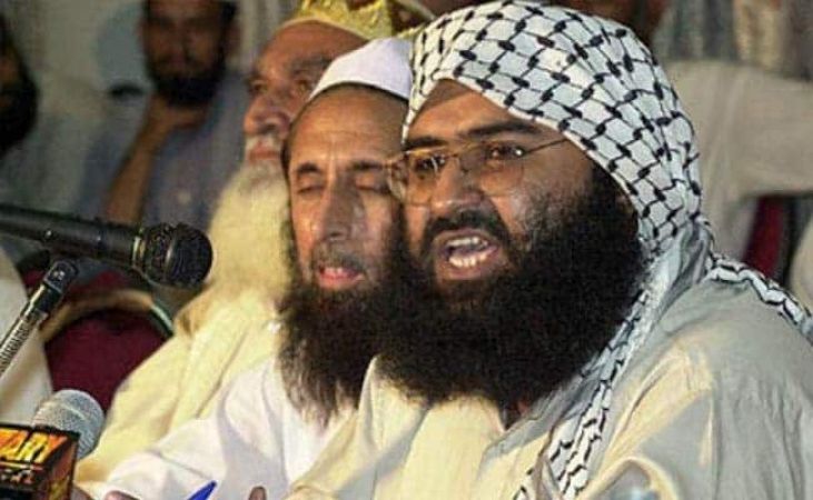 JeM chief Masood Azhar is in Pakistan but unwell, Pakistan Foreign Minister admits