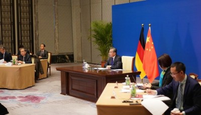 China, Ukraine FMs discuss over phone about situation in Ukraine.