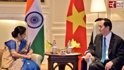 EAM Sushma Swaraj meets President  Tran Dai Quang.
