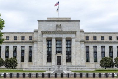 US Federal official urges patience on monetary policy