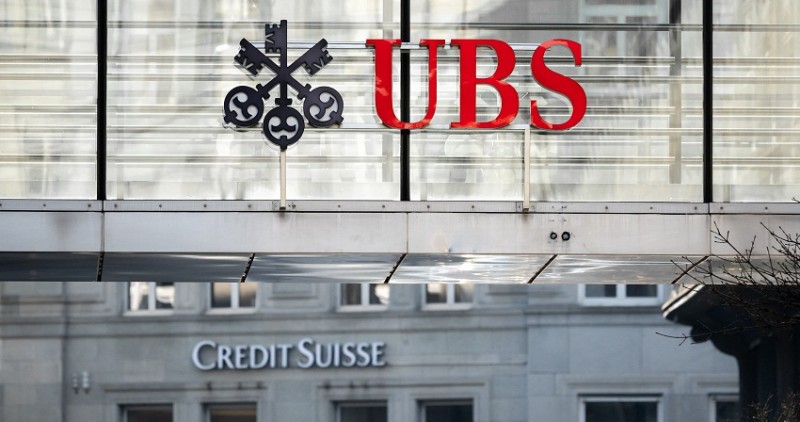 Swiss Banking Giants UBS and Credit Suisse to Close 85 Branches Amid Consolidation
