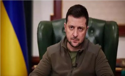 Ukraine President Zelensky proposes to extend martial law again