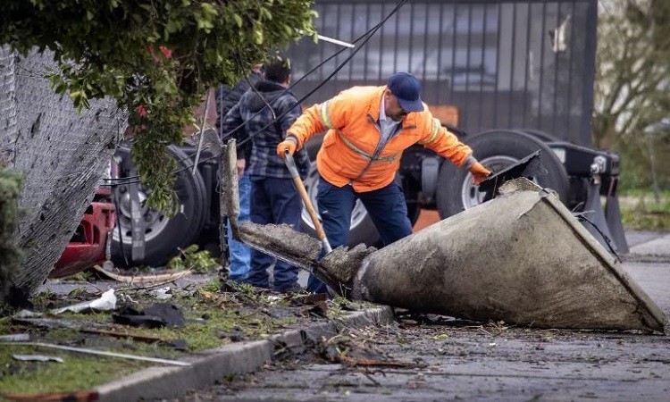 Los Angeles hit by strongest tornado since 1983Z: Report