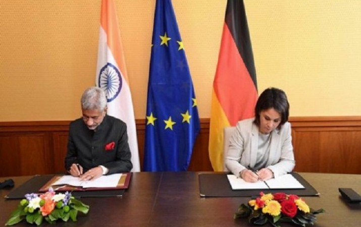 भारत और जर्मनी ने नवीकरणीय ऊर्जा साझेदारी के  समझौता ज्ञापनों पर हस्ताक्षर किए