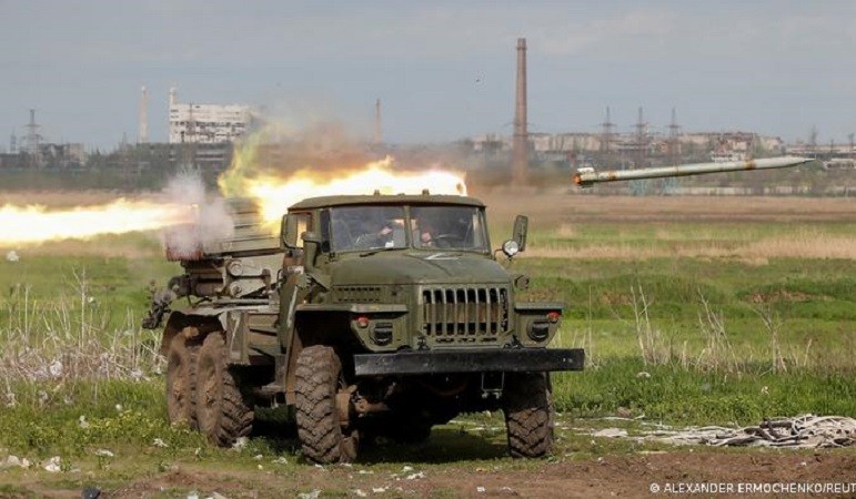 Troops attack firing positions of Ukrainian army at Azovstal: Russian Defence Ministry