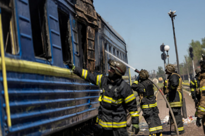 Officials: Eight people are killed by Russian attacks in the Kherson region of Ukraine