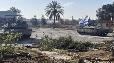 Israeli Forces Assume Control of Rafah Border, Strikes Continue in Gaza