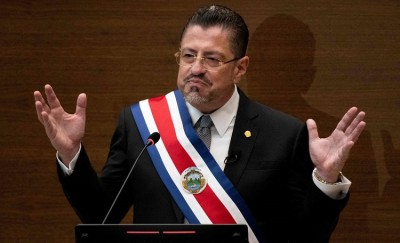 कोस्टा  रिका के  नव निर्वाचित राष्ट्रपति रोड्रिगो चेव्स ने ली शपथ