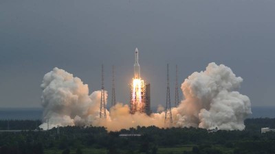 Chinese rocket: Debris from Chinese rocket falls into Indian Ocean