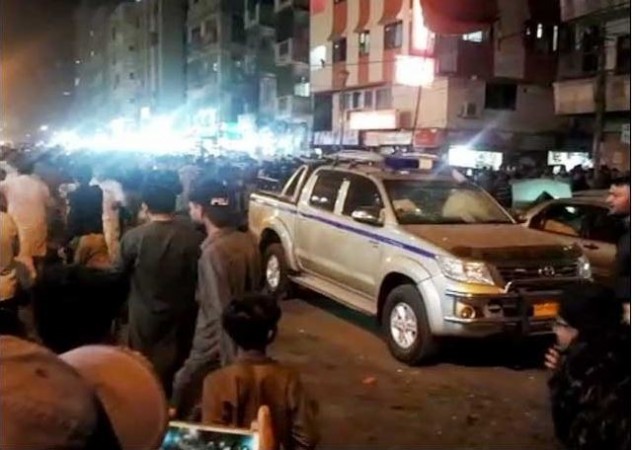 Karachi's Saddar blast: One killed, several injured