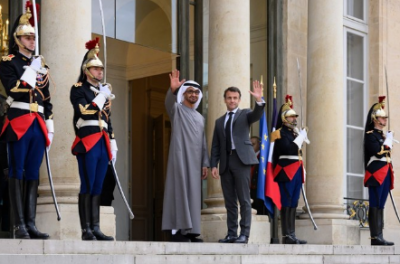 President of UAE meets Macron of France during diplomatic trip 