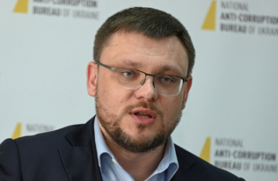 In a high-level corruption case, Ukraine detains the head of the Supreme Court