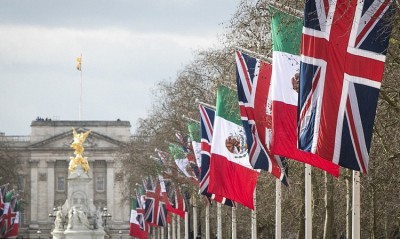Britain begins discussions with Mexico on free trade agreement.