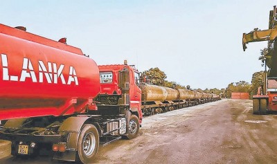 Sri Lanka receives another 40,000 metric tonnes of diesel from India