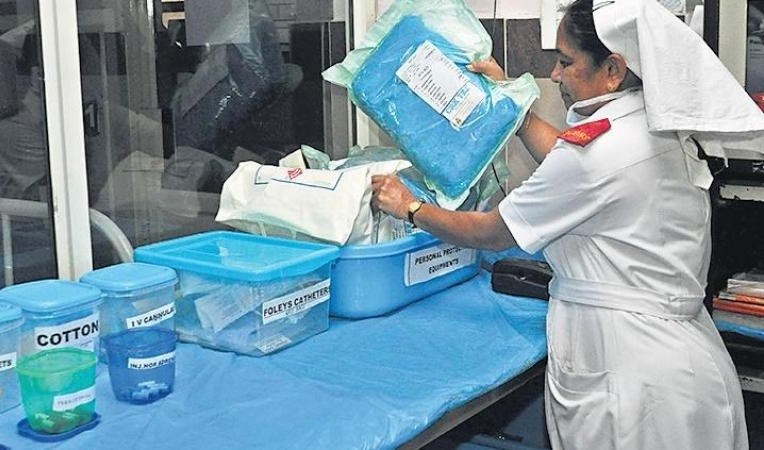 संयुक्त अरब अमीरात स्वास्थ्य सेवा समूह ने कोरोनोवायरस नौकरी घोटाले फसे केरल के नर्सों की मदद के लिए बढ़ाया हाथ