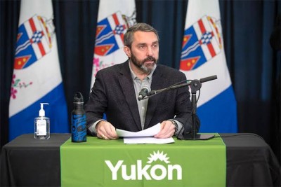 कोरोना टीकाकरण अभियान के बीच Yukon ने दी 200 लोगों तक समारोहों की अनुमति